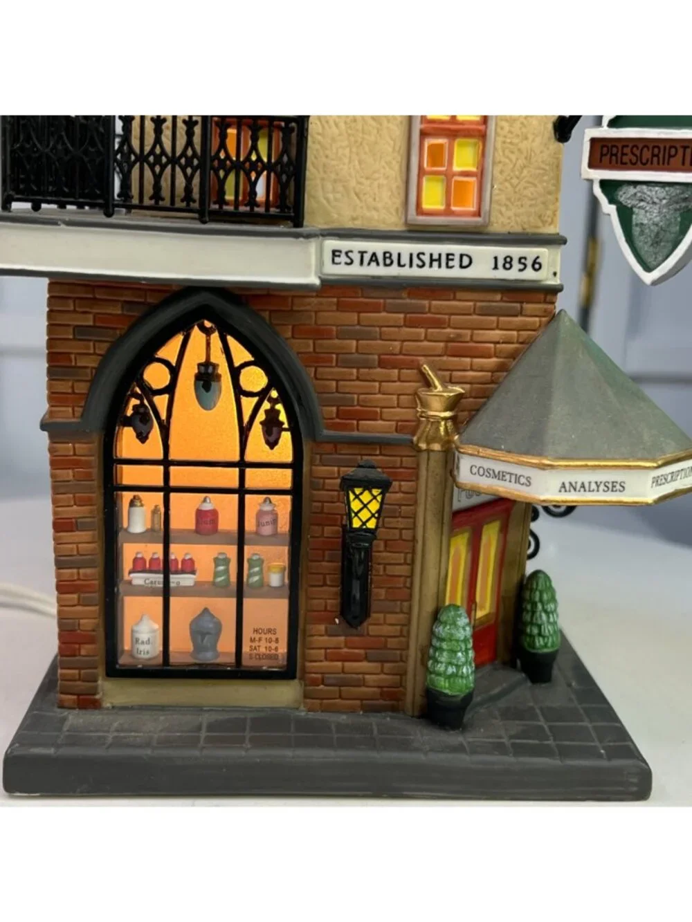 Dept 56 Foster Pharmacy Christmas in the City Lighted Building - 2000 (NO Box)